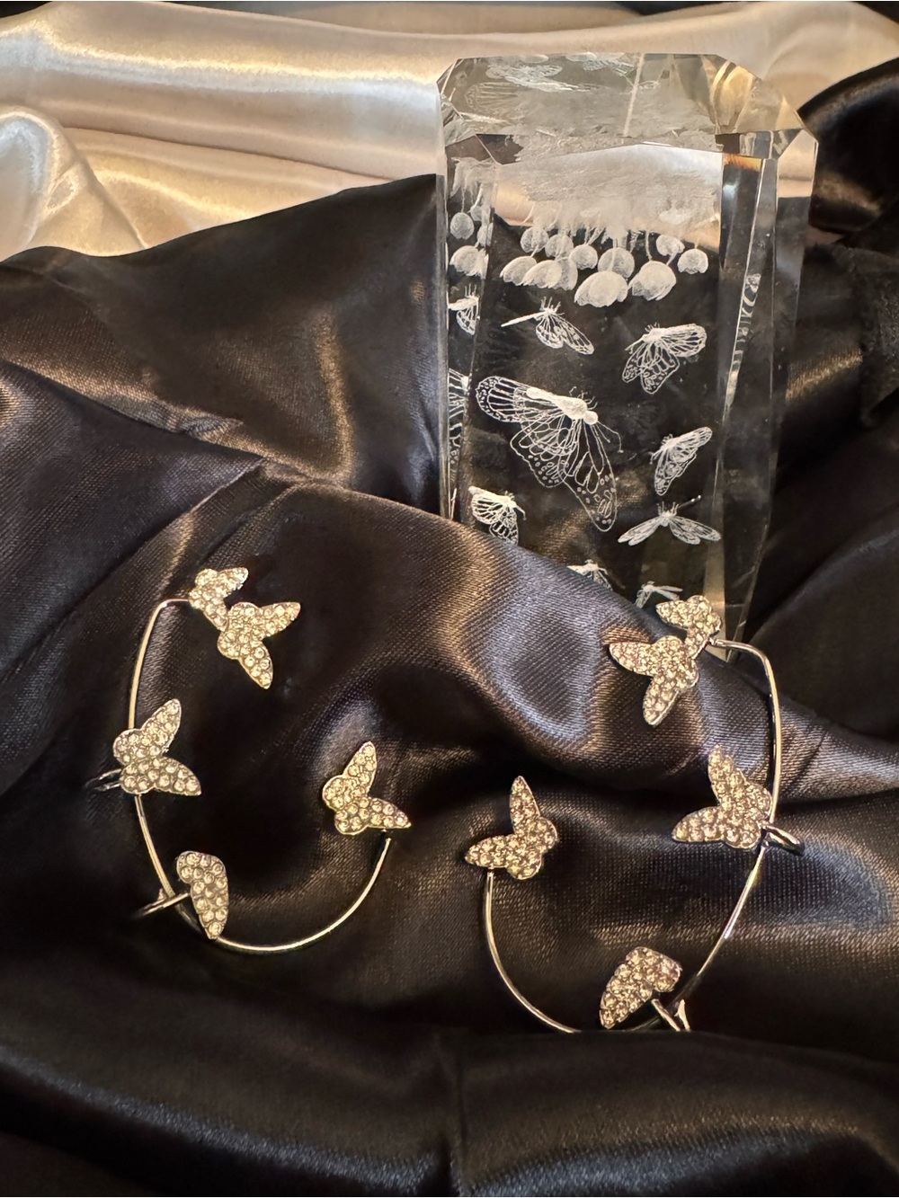 Sparkling Butterfly Earring Cuffs - Picture 8 of 12